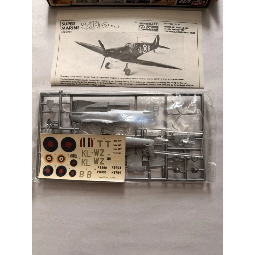 Vintage Minicraft Hasegawa 1/72 Spitfire Mk.I Model Kit 099 Open Box
